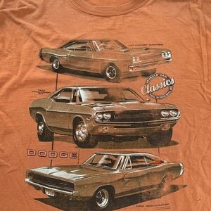 🩵💥 Dodge Men's Vintage Car Graphic Tee - Rust